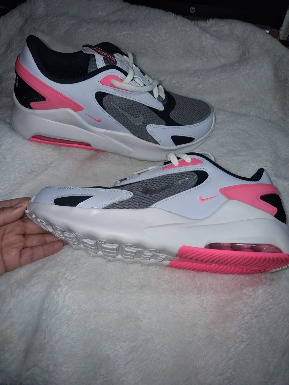 Nike Women’s Air Max Low-Top Sneakers - White/Pink/Gray/Black